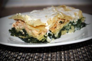 Lasagne z łososiem, szpinakiem i serem