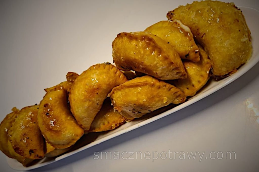 Kreteńskie pierożki z serem