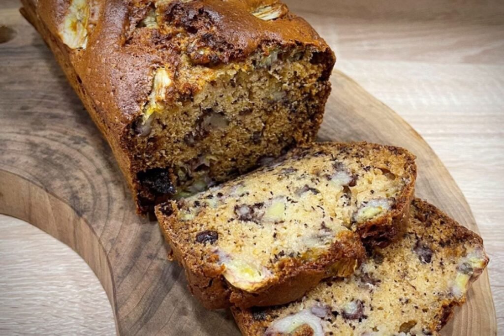 CHLEBEK BANANOWY Z RODZYNKAMI